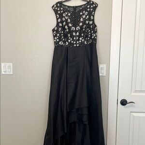 Adrianna Papell Black and Silver High-Low Gown